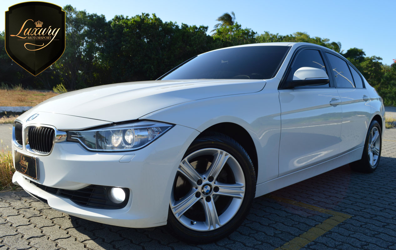 BMW 320i 2.0 Turbo Active Flex Branca Com Interno Bege