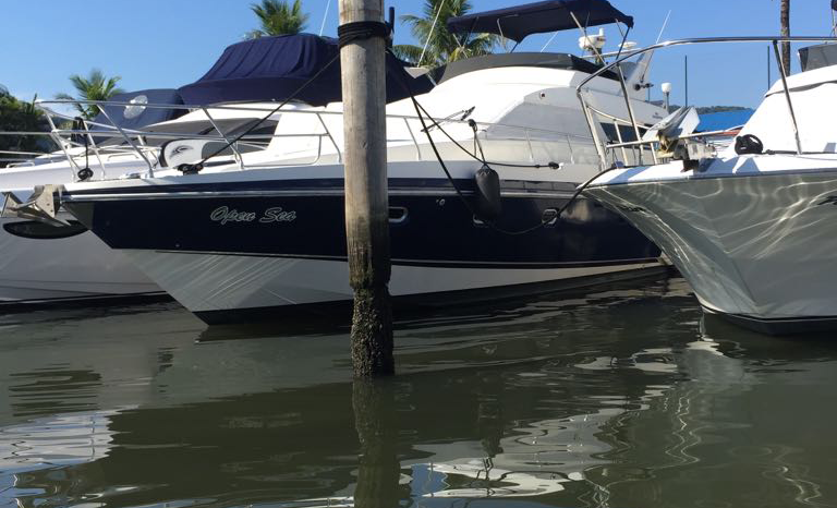 Lancha Intermarine OCEANIC 44 completo