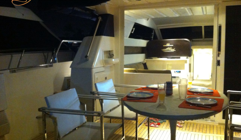 Lancha Intermarine OCEANIC 44 completo