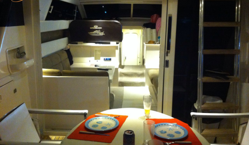 Lancha Intermarine OCEANIC 44 completo