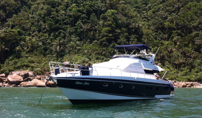 Lancha Intermarine OCEANIC 44 completo