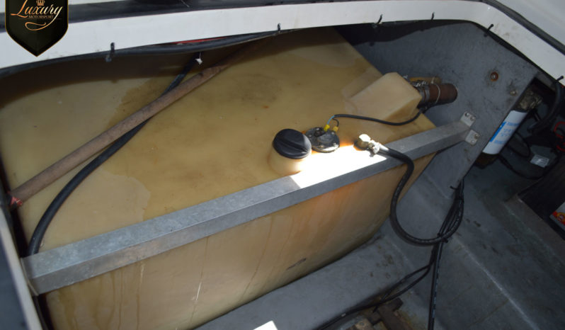 Lancha Triton 280 Diesel Full completo