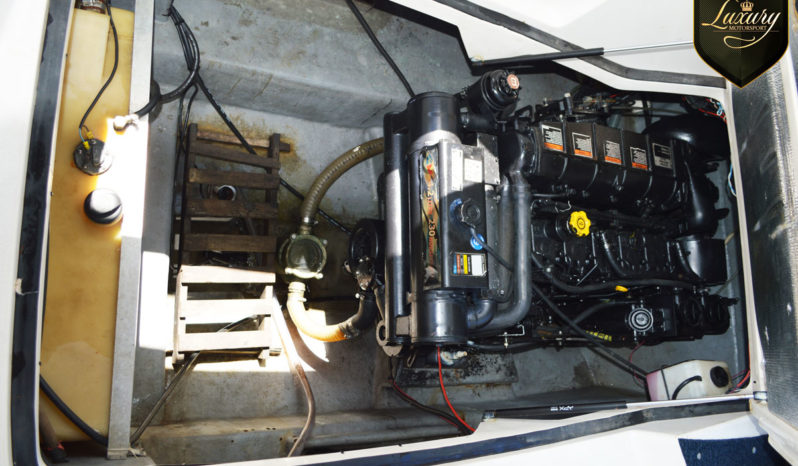Lancha Triton 280 Diesel Full completo