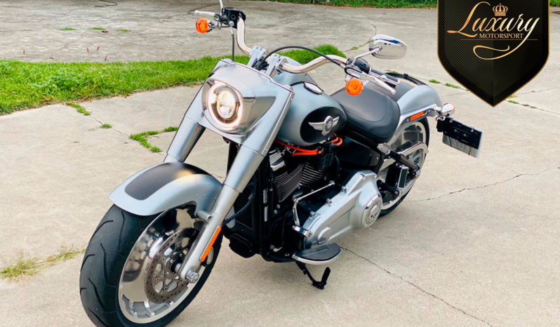 Harley-Davidson FatBoy 2020 completo