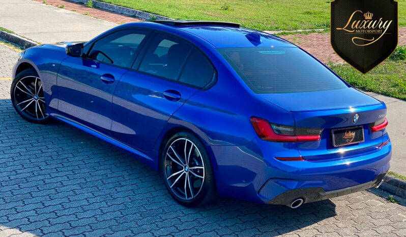BMW 330i 2020 Azul M-Sport completo