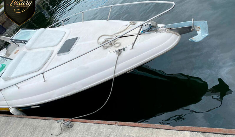 Lancha Runner 330 2001 Penta KAD44 completo