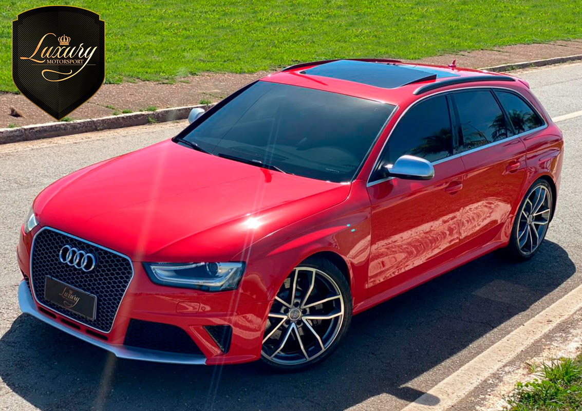 Audi RS4 Avant 2015 V8 Vermelha