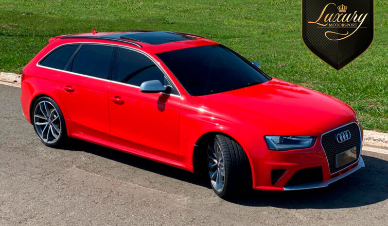 Audi RS4 Avant 2015 V8 Vermelha completo