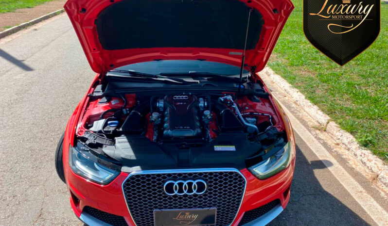 Audi RS4 Avant 2015 V8 Vermelha completo