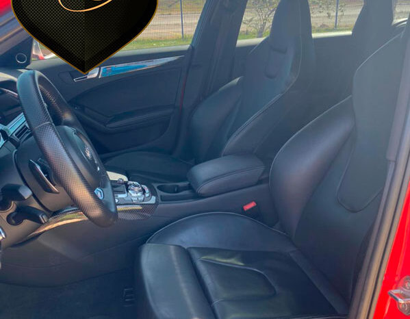 Audi RS4 Avant 2015 V8 Vermelha completo