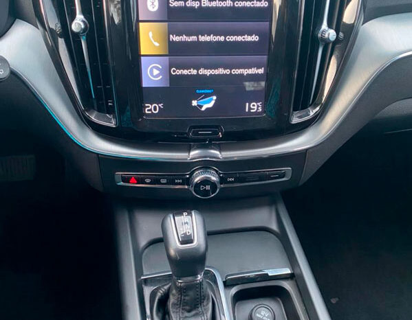 Volvo XC60 Momemtun 2019 Blindada completo