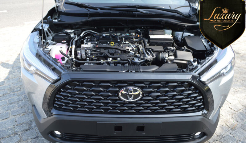 COROLLA CROSS 2022 XRE PRATA completo