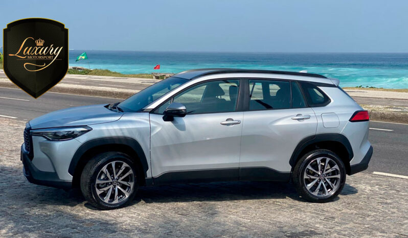 COROLLA CROSS 2022 XRE PRATA completo