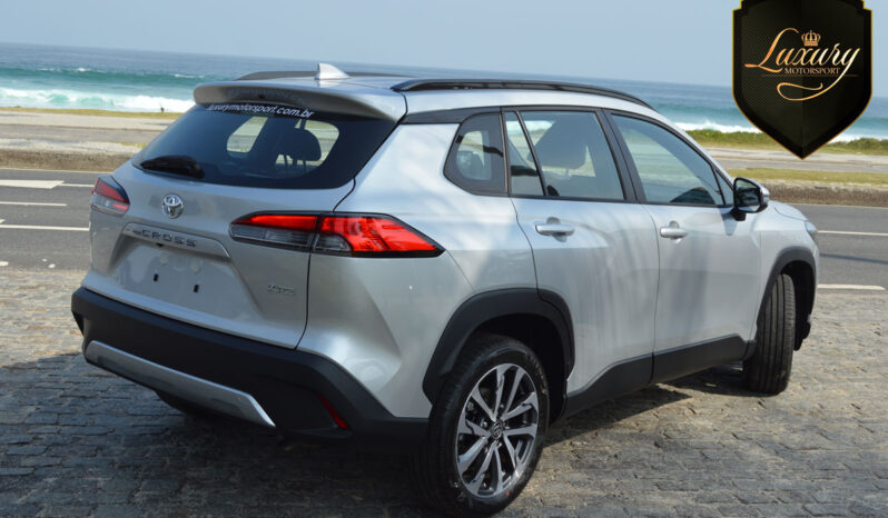 COROLLA CROSS 2022 XRE PRATA completo