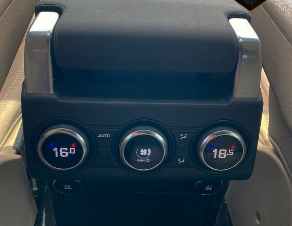 Land Rover Discovery HSE 2018 Branca completo