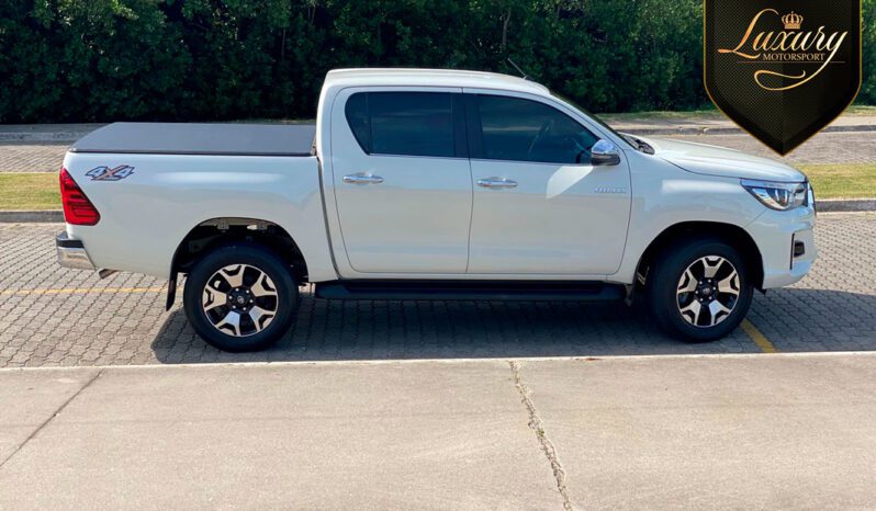 TOYOTA HILUX 2.8 SRV 4X4 CD 2020 completo