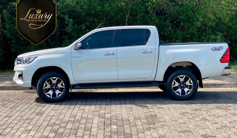TOYOTA HILUX 2.8 SRV 4X4 CD 2020 completo