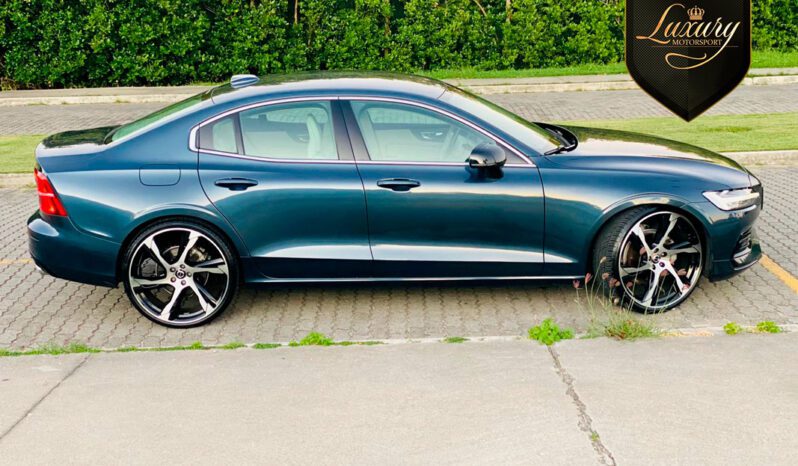 VOLVO S60 2020 T4 MOMENTUM AZUL completo