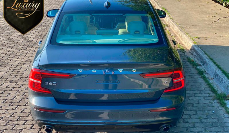 VOLVO S60 2020 T4 MOMENTUM AZUL completo
