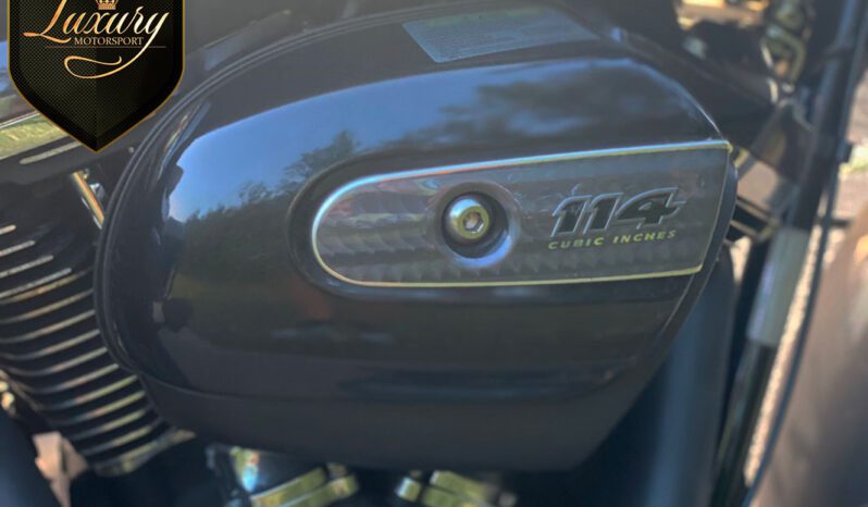 STREET GLIDE SPECIAL 2020 CINZA completo