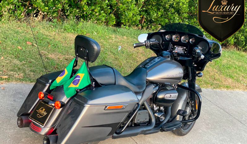 STREET GLIDE SPECIAL 2020 CINZA completo