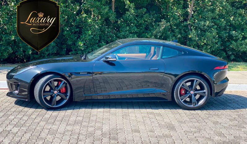 JAGUAR F-TYPE  P300 R-DYNAMIC 2019 completo
