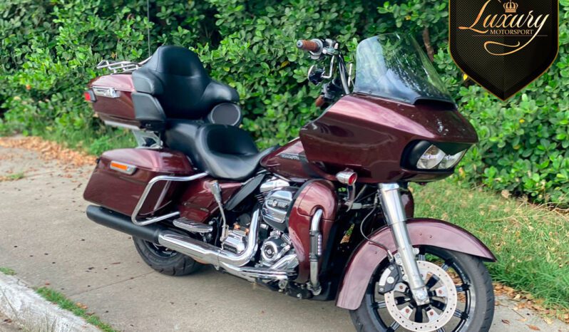 ROAD GLIDE ULTRA 2018 TOURING completo