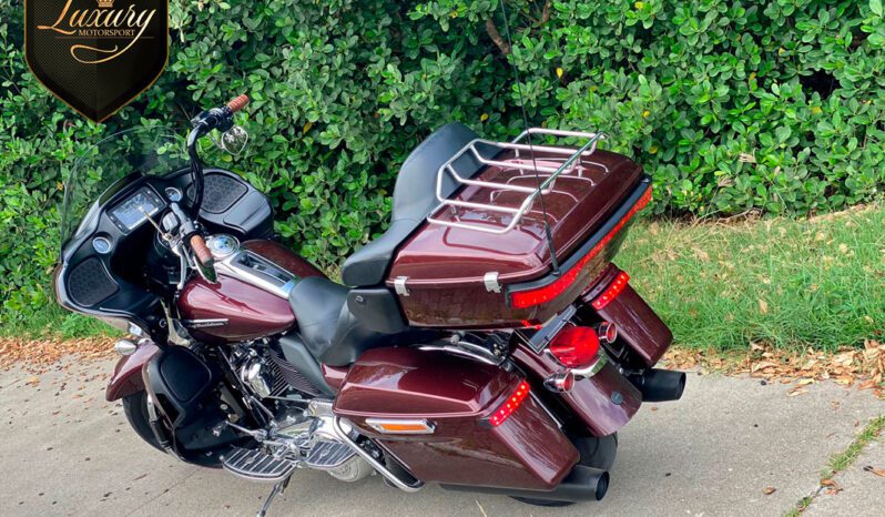 ROAD GLIDE ULTRA 2018 TOURING completo