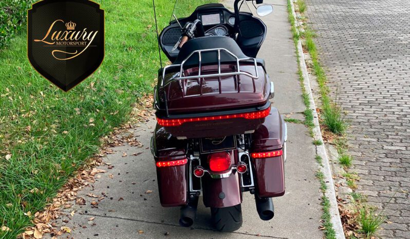 ROAD GLIDE ULTRA 2018 TOURING completo