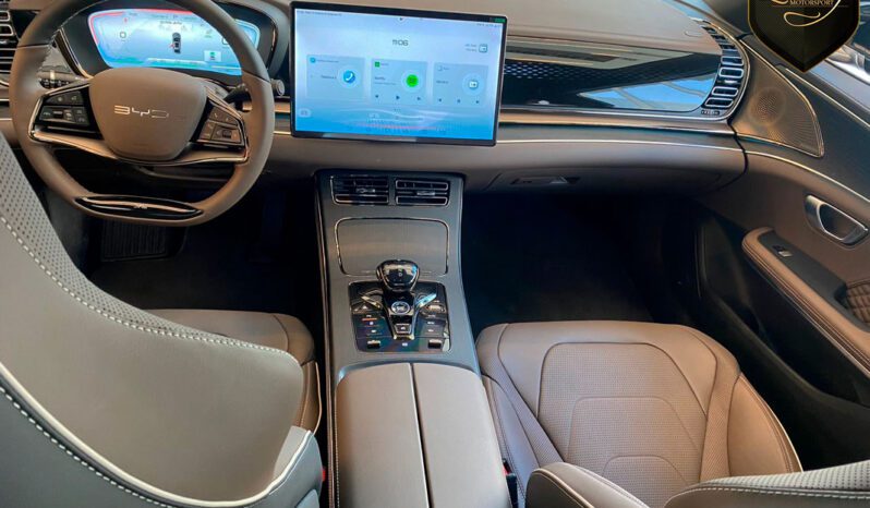 BYD HAN EV PRETO 2023 completo