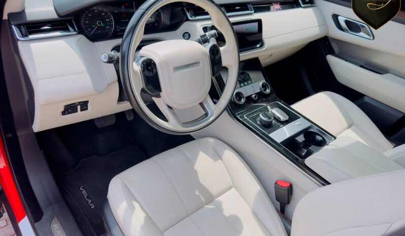 VELAR 2018 P250  R-DYNAMIC S completo