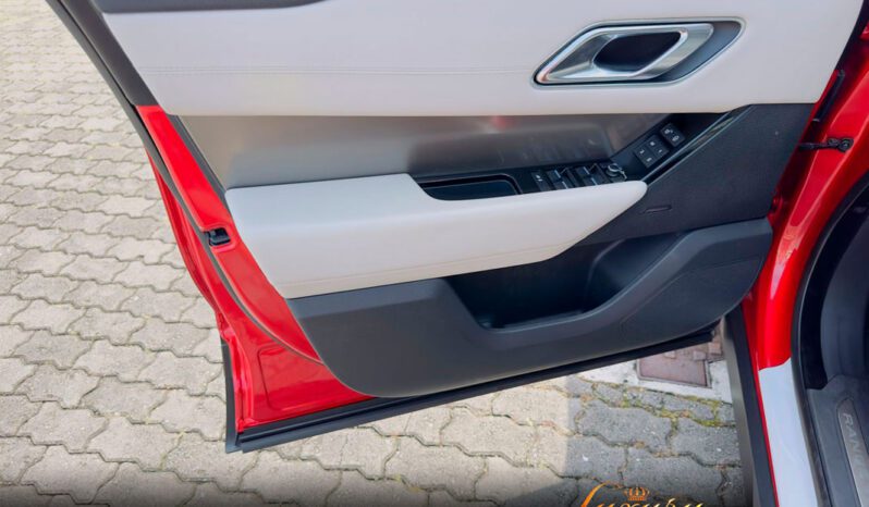 VELAR 2018 P250  R-DYNAMIC S completo