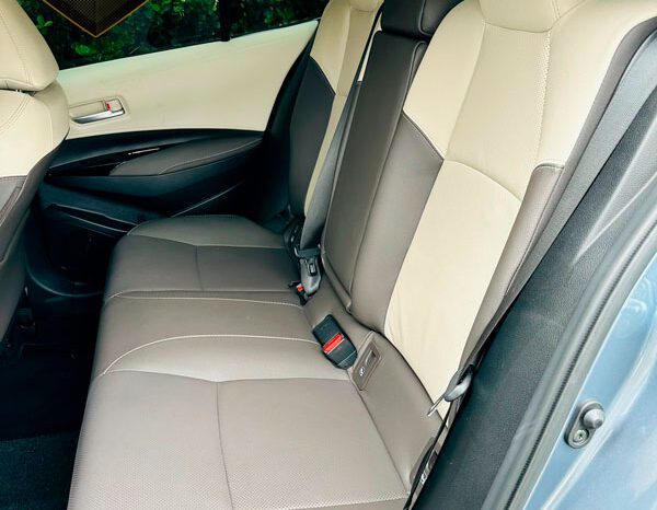 COROLLA 2023 HYBRID PREMIUM completo