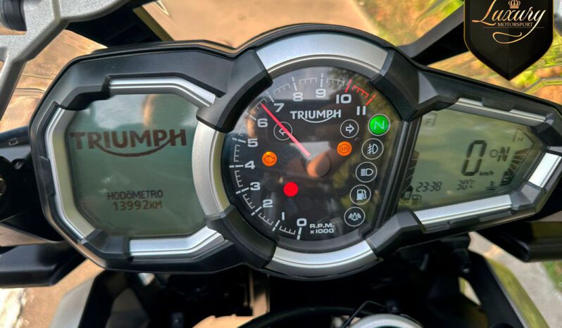 TRIUMPH TIGER 1200 EXPLORER XCA completo