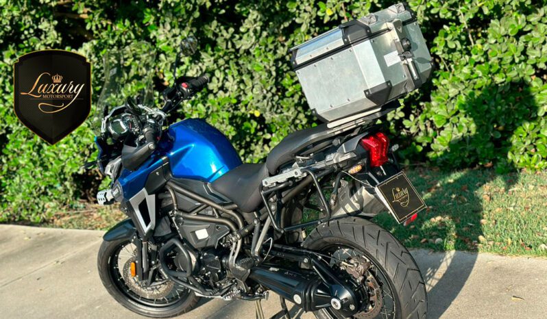 TRIUMPH TIGER 1200 EXPLORER XCA completo