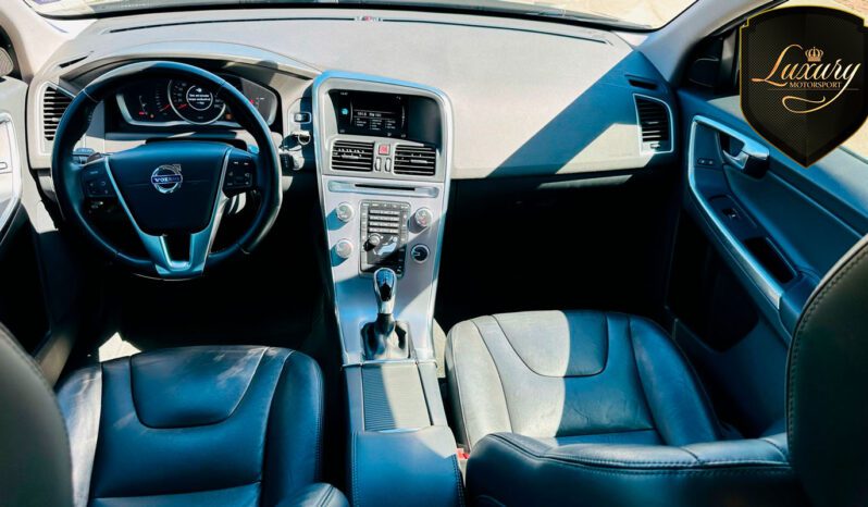 VOLVO XC60 2017 KINETIC AZUL completo