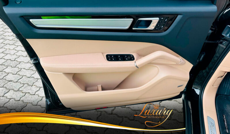 CAYENNE E-HYBRID CP PLATINUM S completo