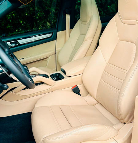 CAYENNE E-HYBRID CP PLATINUM S completo