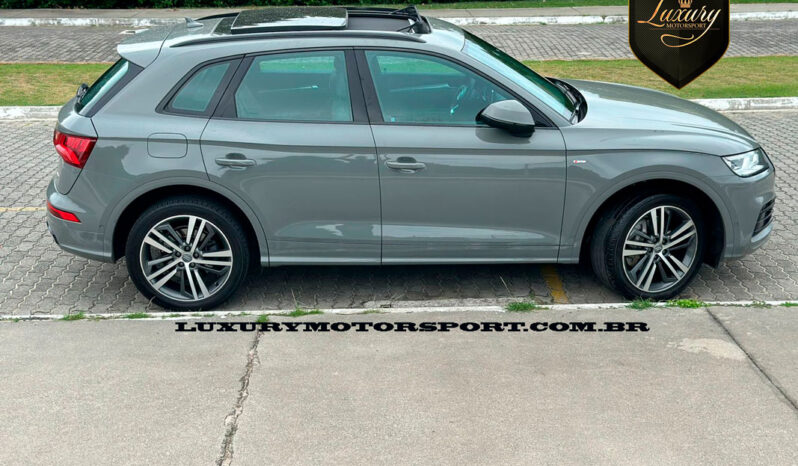 AUDI Q5 2020 BLACK QUATTRO S LINE completo