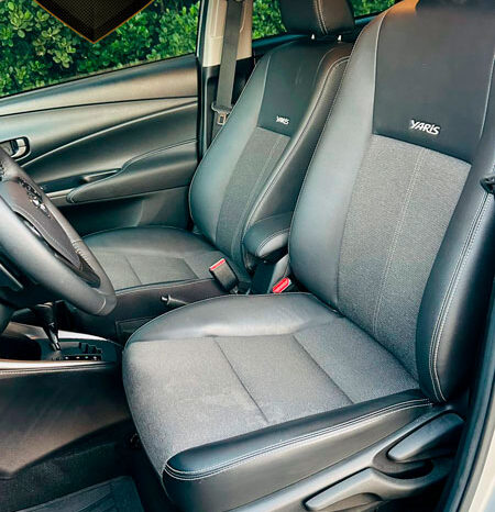 YARIS SEDAN 2024 XS PRATA completo