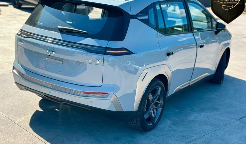 GAC AYON Y PLUS completo