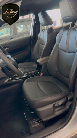 COROLLA CROSS 2026 XRE completo