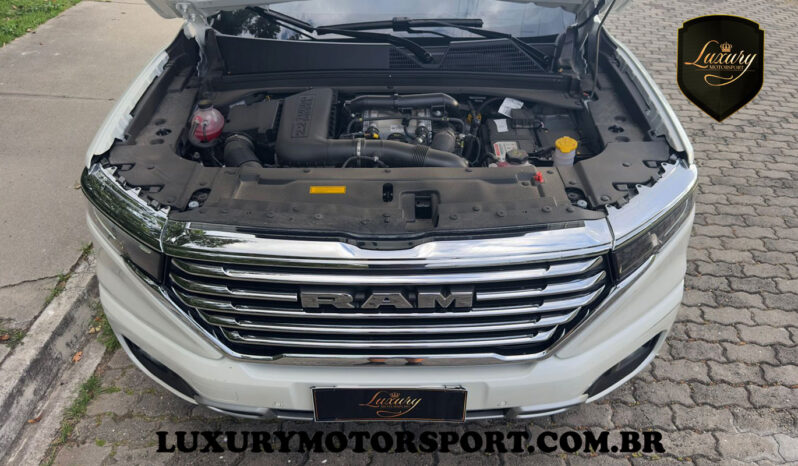 RAMPAGE 2025 LARAMIE 4X4 DIESEL completo