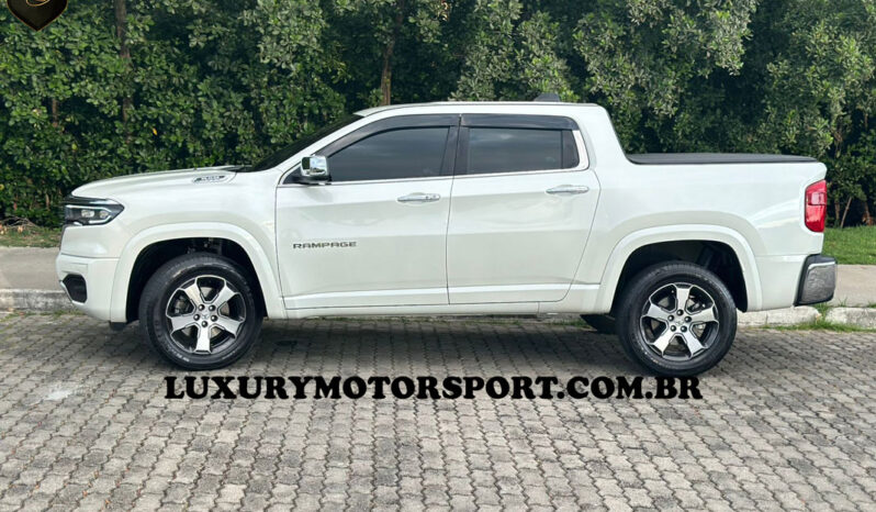 RAMPAGE 2025 LARAMIE 4X4 DIESEL completo