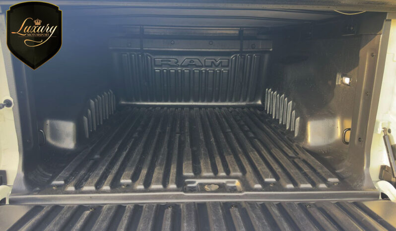 RAMPAGE 2025 LARAMIE 4X4 DIESEL completo