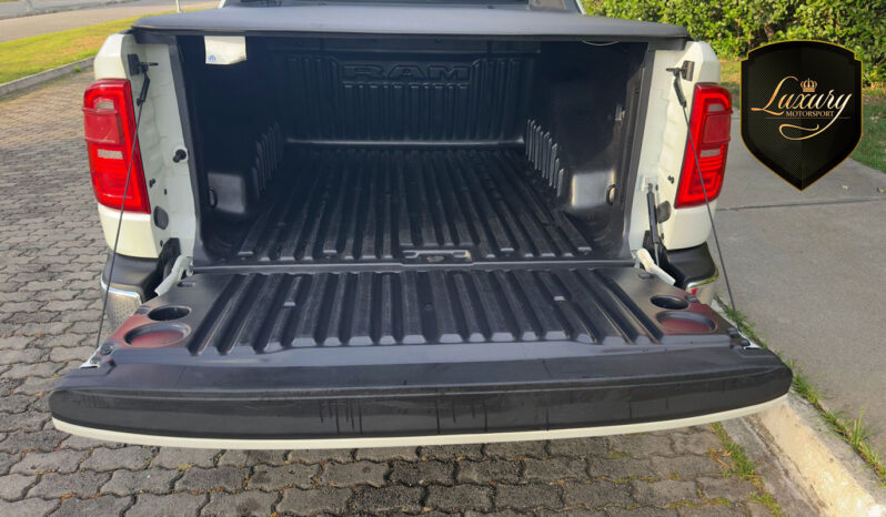 RAMPAGE 2025 LARAMIE 4X4 DIESEL completo