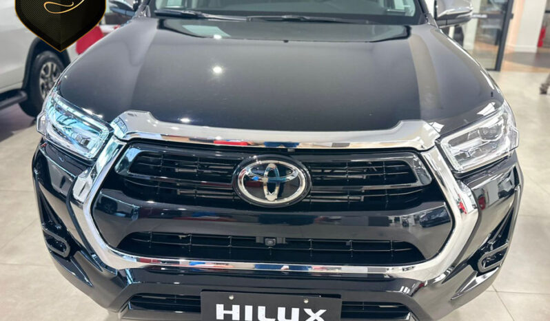HILUX 2026 SRX PLUS 4X4 DIESEL completo