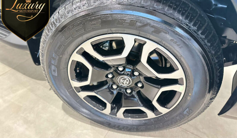HILUX 2026 SRX PLUS 4X4 DIESEL completo