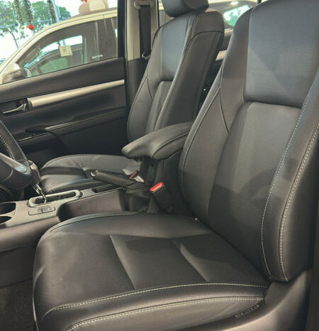 HILUX 2026 SRX PLUS 4X4 DIESEL completo