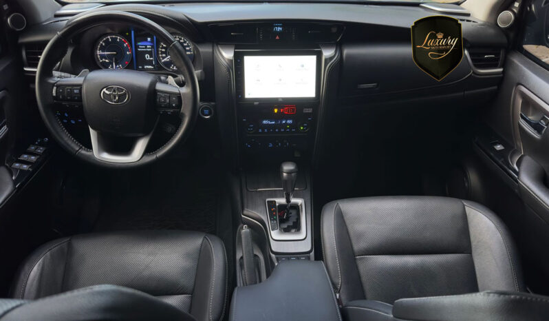 SW4 2024BLINDADA SRX PLATINUM 7L completo